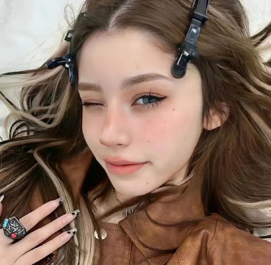红绒花